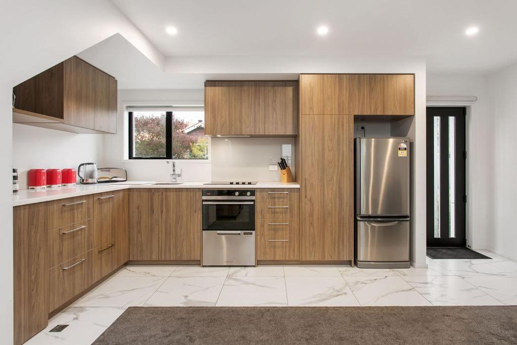 Light & Spacious 2Bdrm Townhouse Off Street Park クライストチャーチ エクステリア 写真